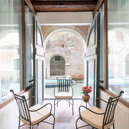 Riva Palace Apartments By Wonderful Italy Βενετία Εξωτερικό φωτογραφία